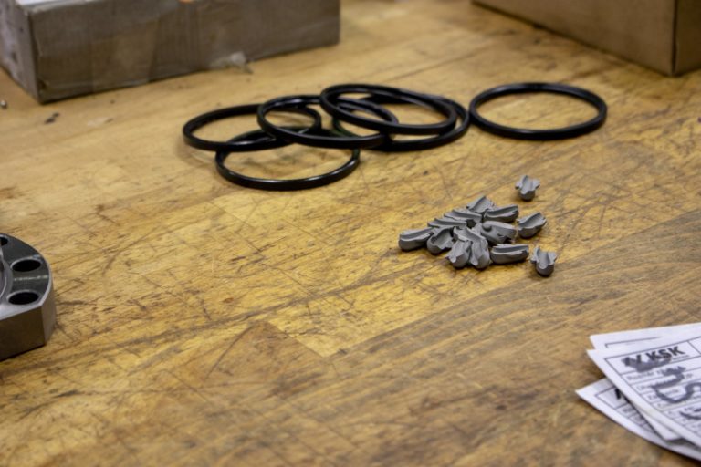 Malosériová výroba kovových dílů pro koncové použití 3D tiskem z kovů od Xact Metal